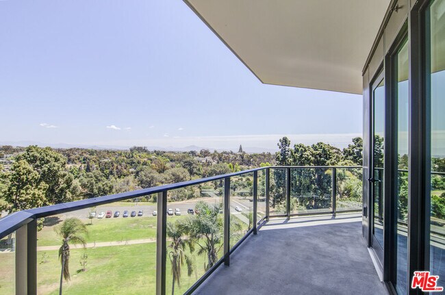Foto del edificio - 525 Olive St