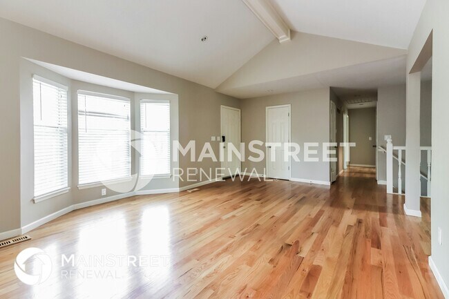 Building Photo - 121 E Remington Terrace