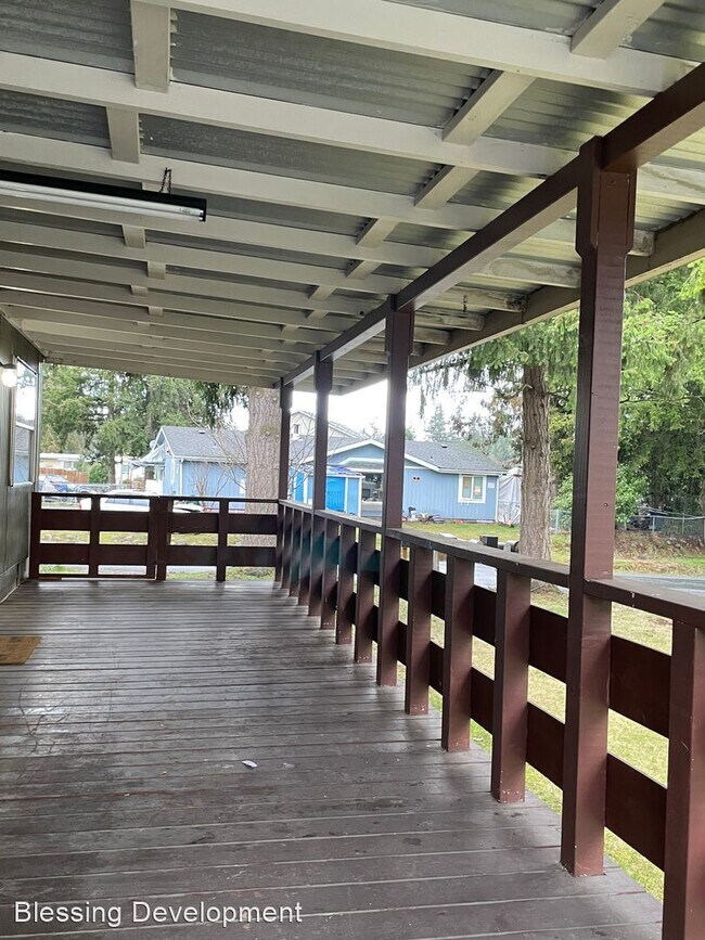 3 br, 1 bath House 19930 Rhododendron Dr... House Rental in Sumner