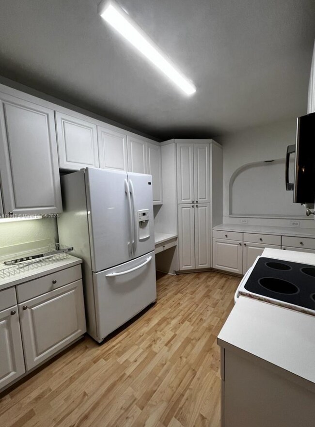 Foto del edificio - 10700 NW 66th St