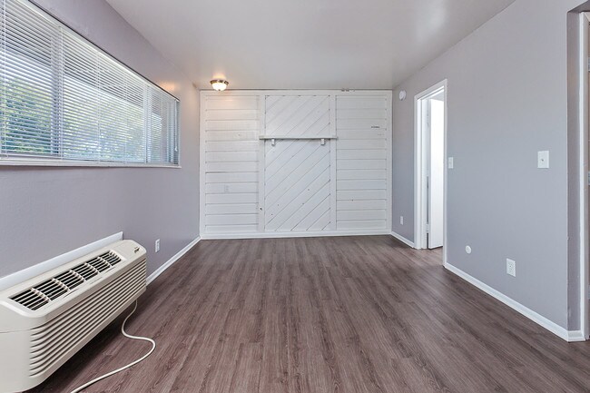 Foto del edificio - 2600 N Amidon Ave