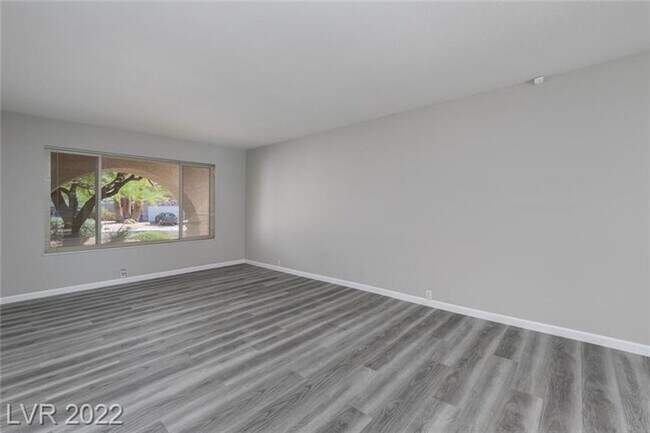 Building Photo - STUNNING HOME IN 89107