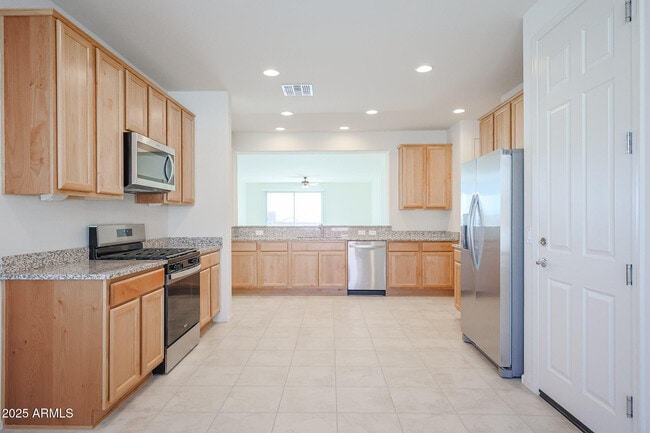 Building Photo - 7089 W Oberlin Wy