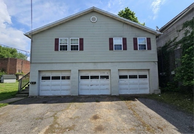 Primary Photo - 16 Brook St