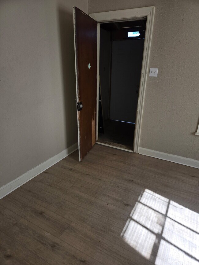 Foto del edificio - 1518 Chandler St