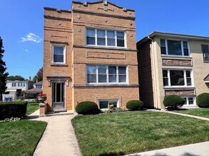 Building Photo - 4934 N Marmora Ave