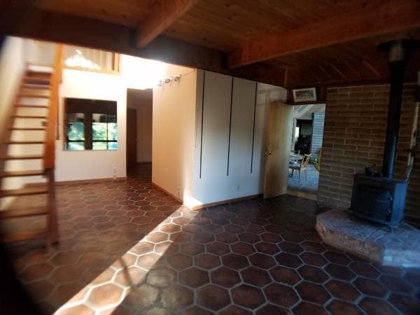 Private entrance - 241 Dorrance Rd