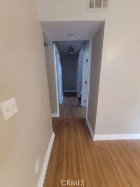 Foto del edificio - 1047 E 43rd St