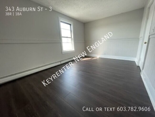 Building Photo - 3 Bedroom Apartment Available Now