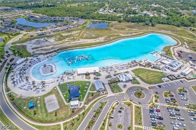 Foto del edificio - 8720 Swell Brooks Ct