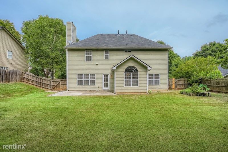 4 br, 2.5 bath House 3210 Glen Glade Way House Rental in Cumming, GA