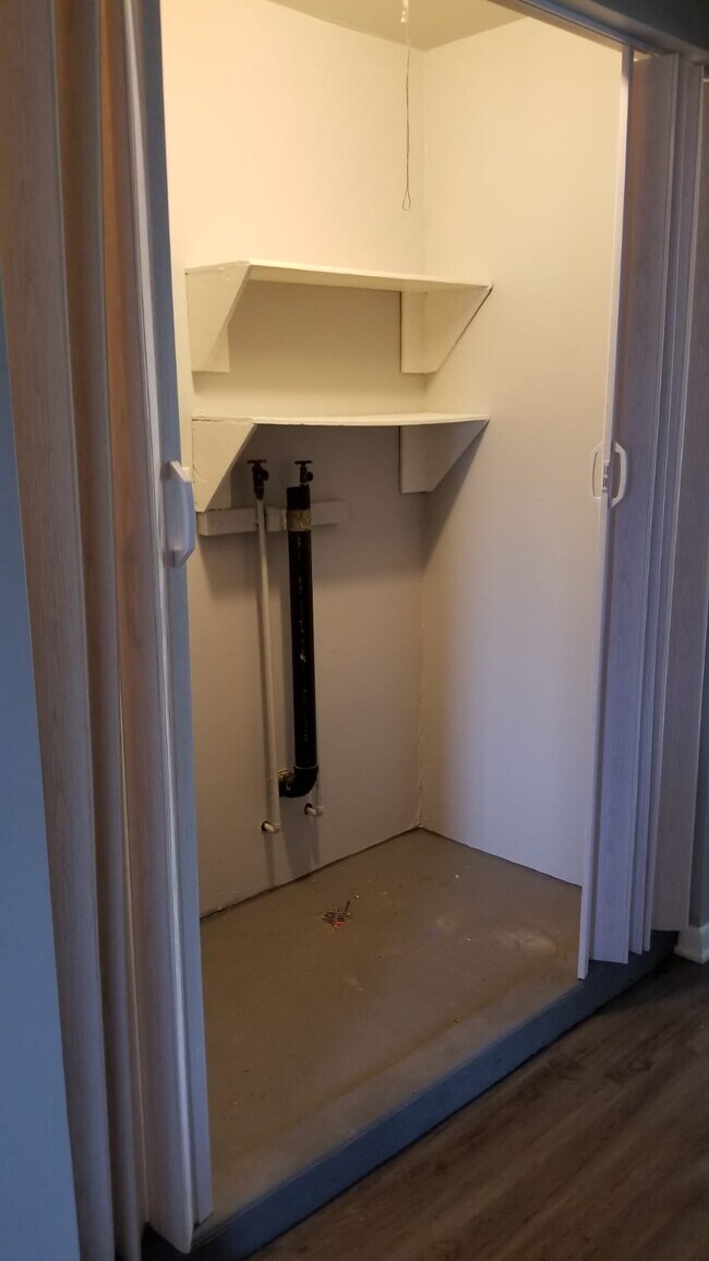 Fotografía del edificio - 424 Waddell Ave