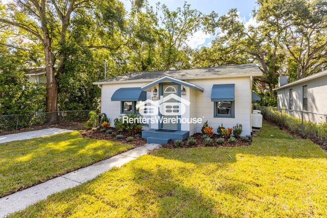 Building Photo - 1008 W Powhatan Ave