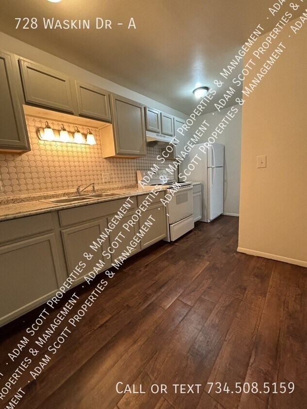 Foto principal - 728 Waskin Dr