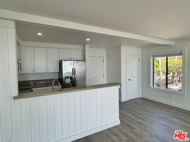 Building Photo - 11880 Starfish Ln