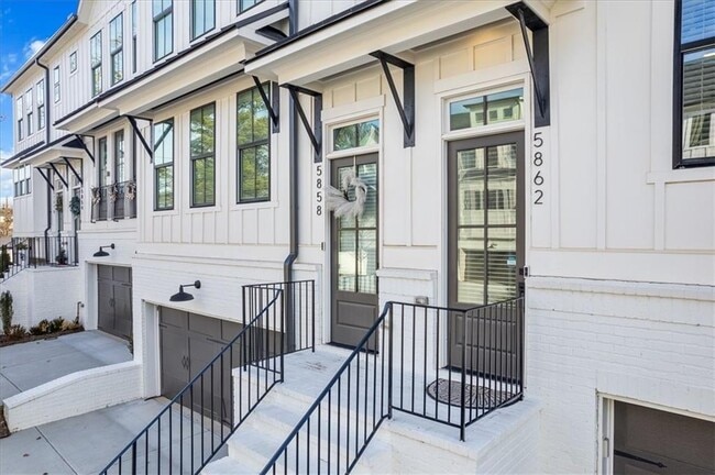 Building Photo - 5862 Westin Rd