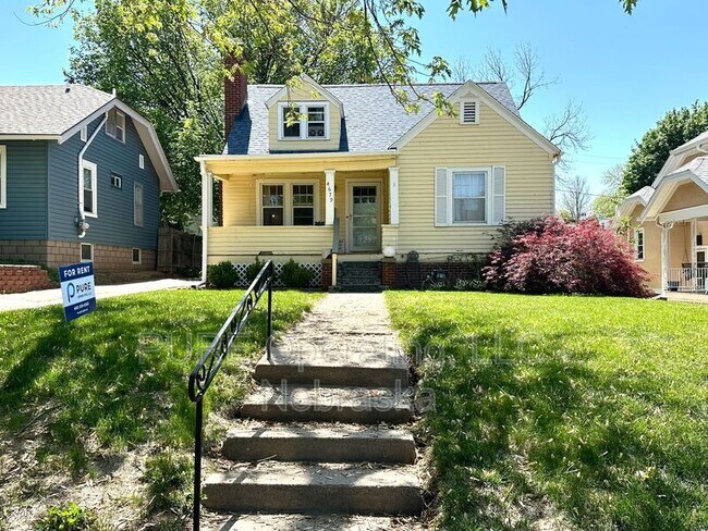 Foto del edificio - 4679 Poppleton Ave