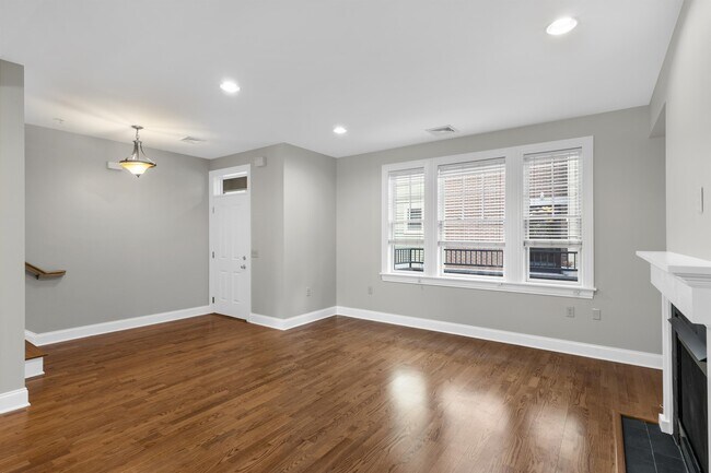 Building Photo - 30 Whistler Ct