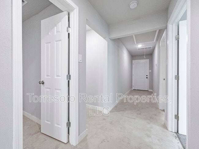 Foto del edificio - 1606 W Wildwood Dr