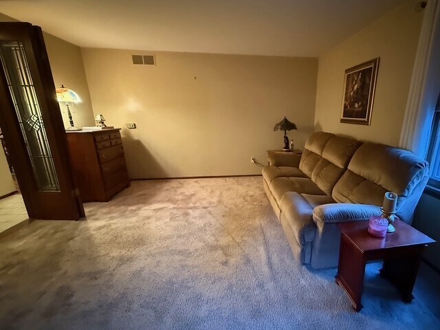 Foto del edificio - 56 Tree Brook Dr