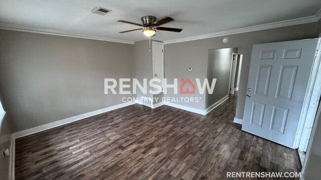 Foto del edificio - 4094 Orleans Rd