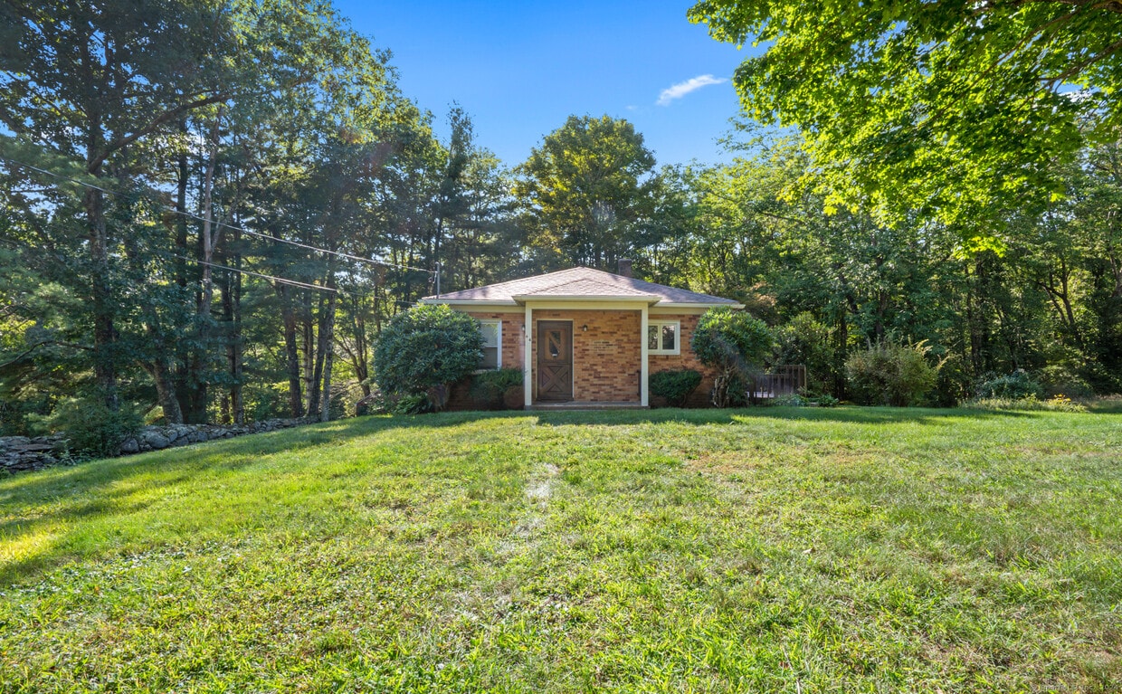 Primary Photo - 64 Old Monson Rd