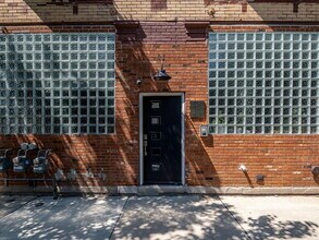 Building Photo - 453 E Milwaukee Ave