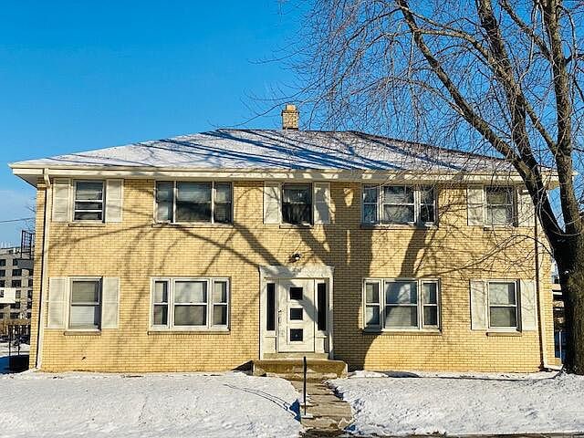 Primary Photo - 2382 S 92nd St
