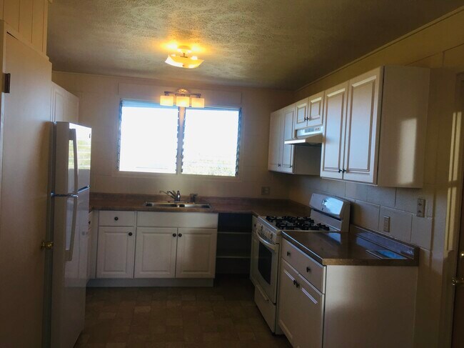 Building Photo - 61 Mohala Pl