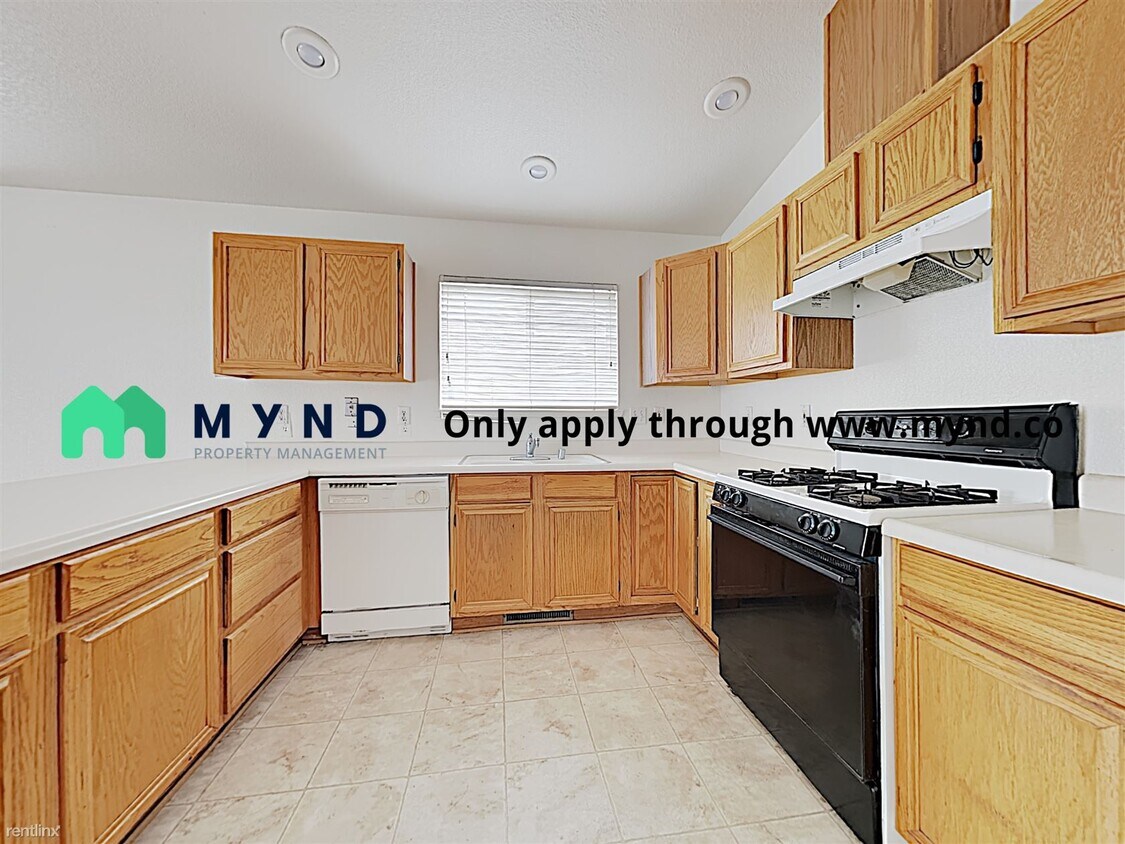 Primary Photo - 3 br, 2 bath House - 620 Blue Skies Dr