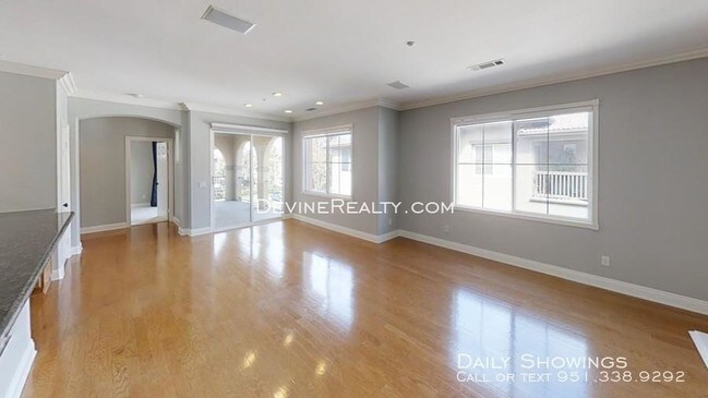 Building Photo - 2 bedroom in Irvine CA 92602