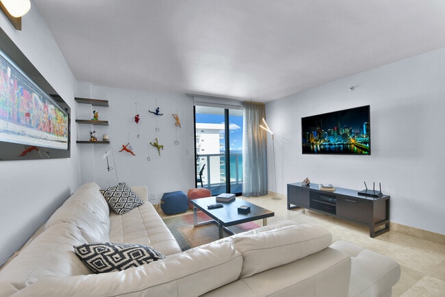Building Photo - 2401 Collins Ave