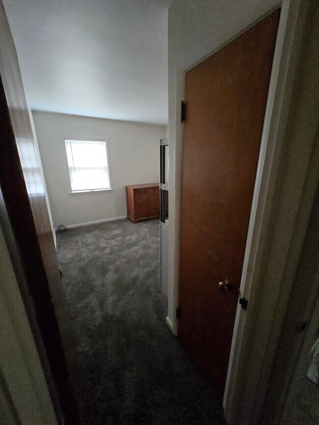 Foto del edificio - 323 Cherokee Ln