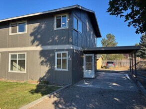 Building Photo - 62970 Florence Dr