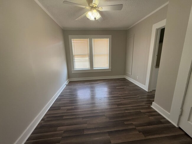 Building Photo - HOME FOR RENT IN SULPHUR