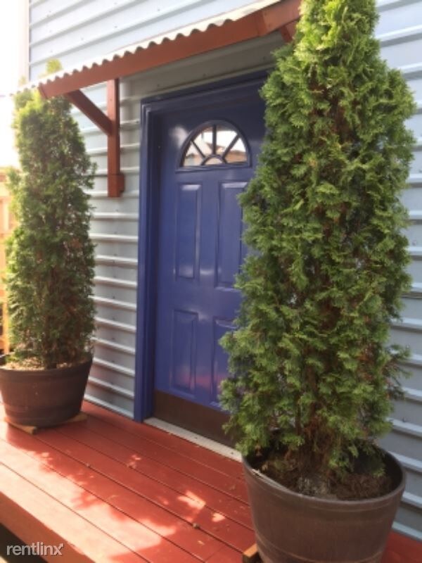 Primary Photo - 1 br, 1.5 bath Apartment - 1549 N Jantzen Ave