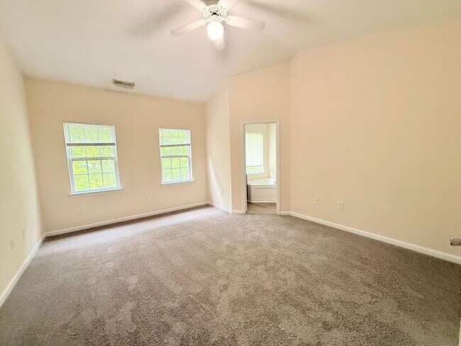 Foto del edificio - 257 Maynard Summit Way