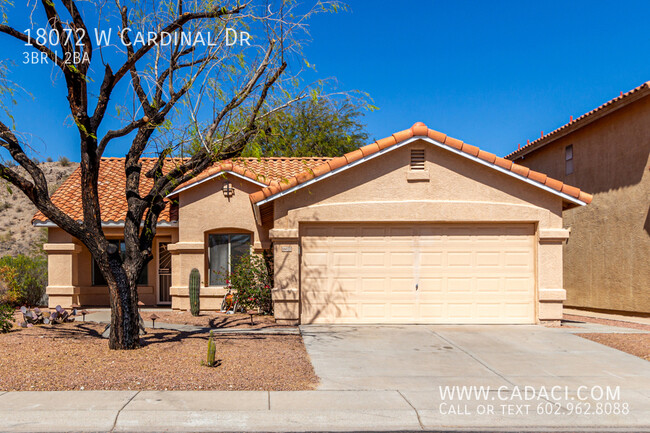 Building Photo - Estrella 3 bed 2 bath