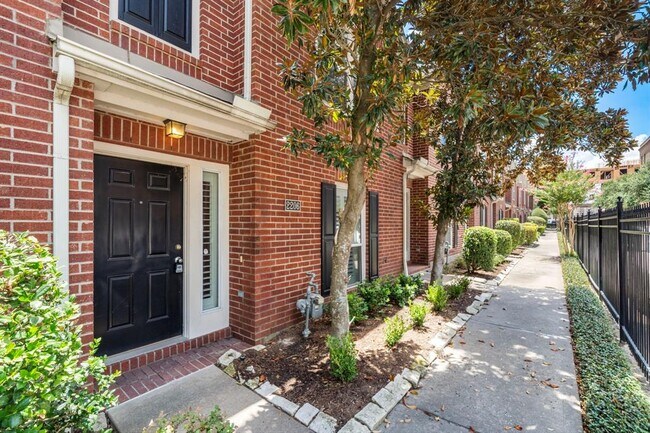 Foto del edificio - 2206 Ann St