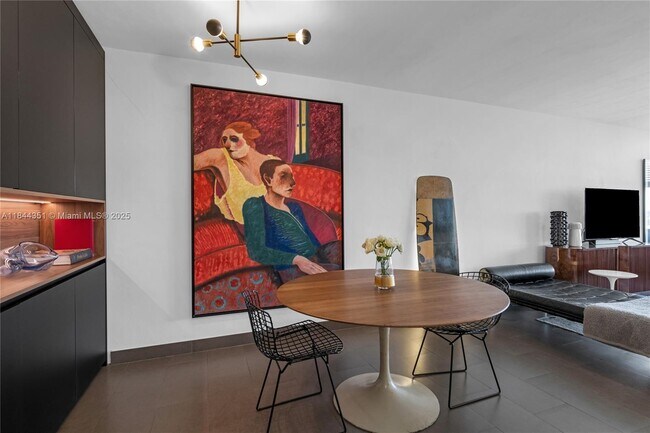 Foto del edificio - 7441 Wayne Ave