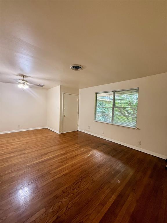 Building Photo - 7018 Alder Dr