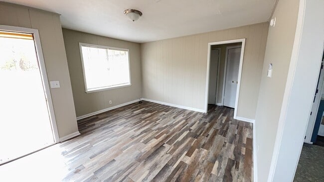 Building Photo - 4218 Cusseta Rd