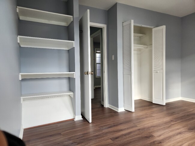 Foto del edificio - 329 Elm St NW