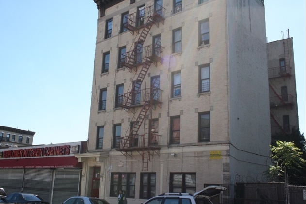 612 E 180th Street - 612 E 180th St