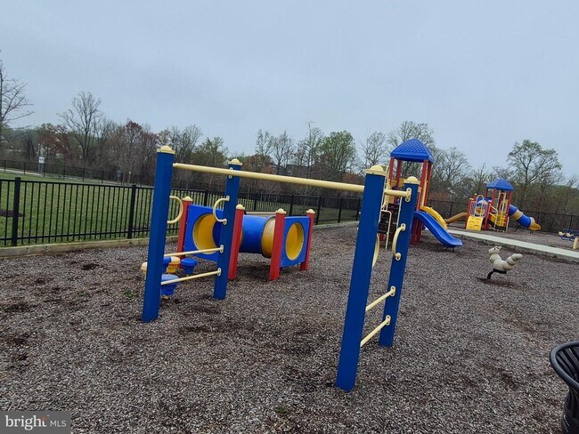 Foto del edificio - 9707 Glassy Creek Way