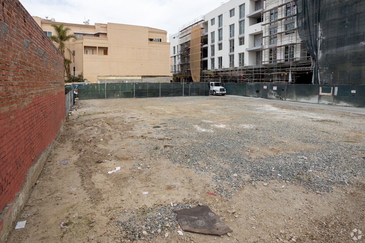 01/2022 - 711 Colorado