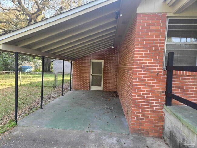 Building Photo - 4329 Martha Ave