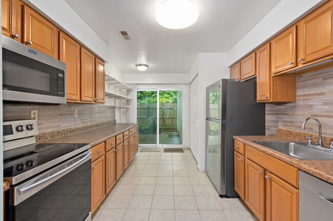 Foto del edificio - Virginia Beach Townhome