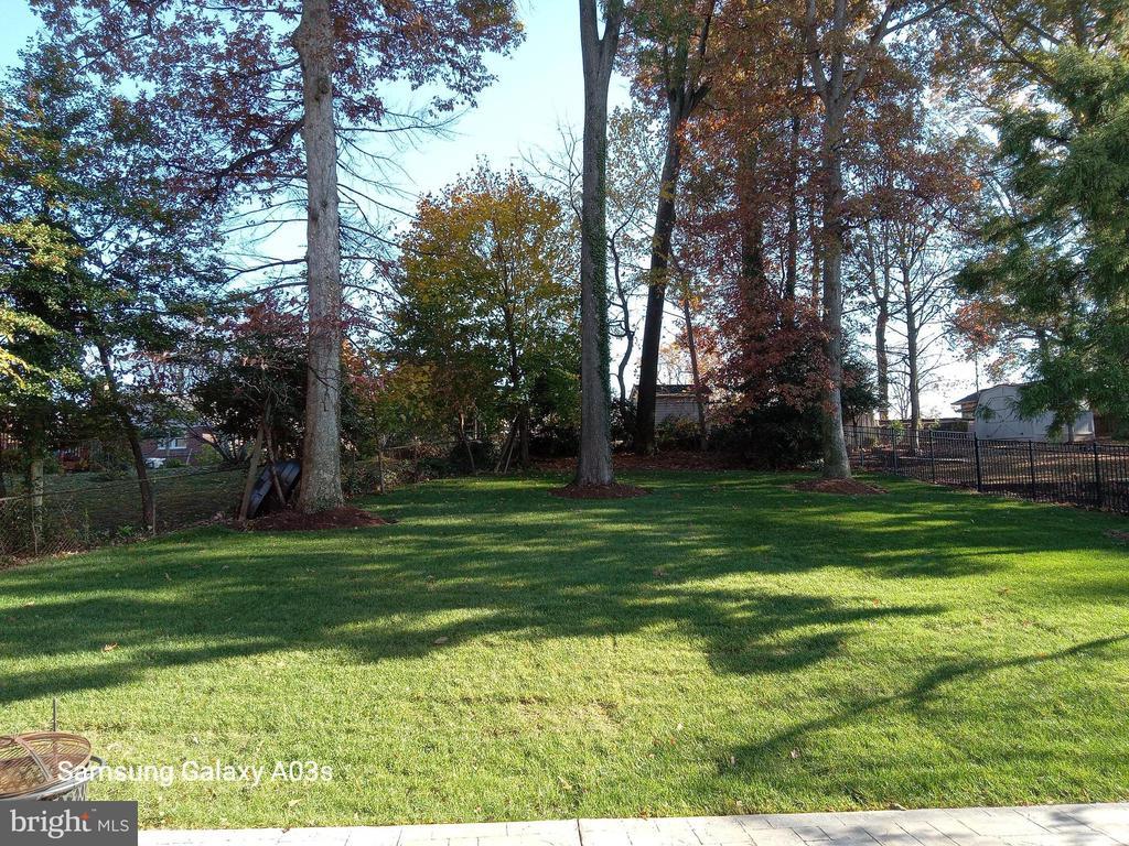 Foto principal - 7722 Elgar St