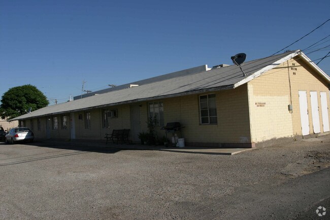 Building Photo - 1121 S Casino Center Blvd